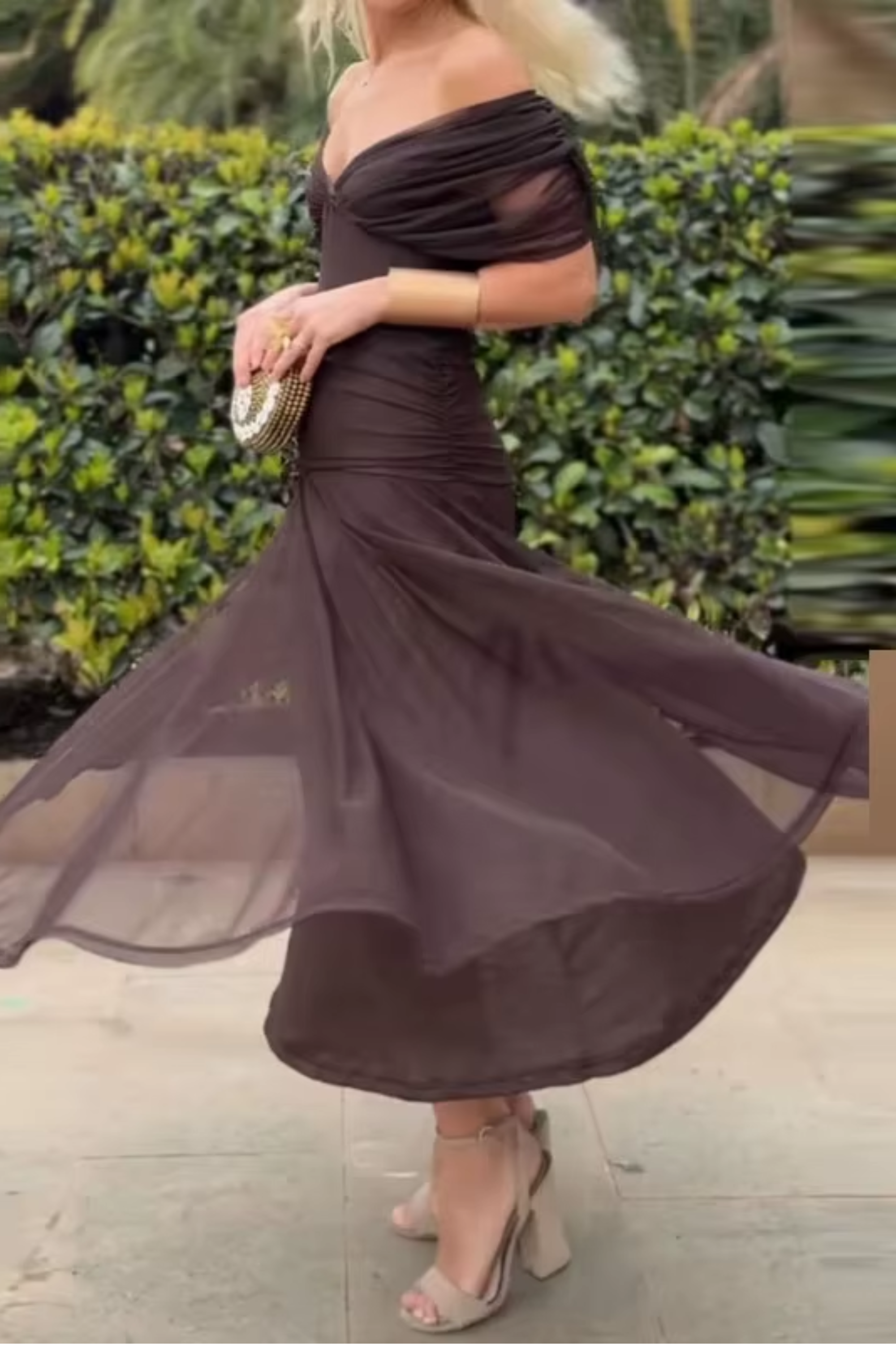 Robe Sophie à col en V