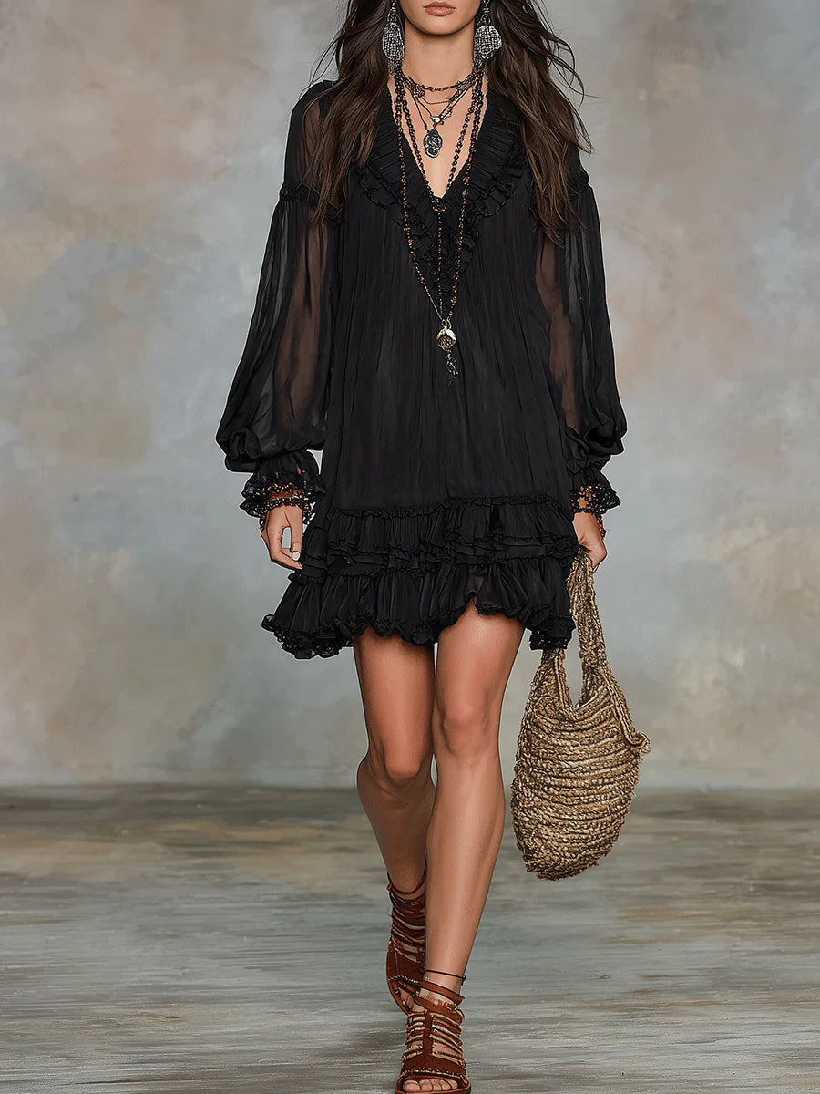 Robe Courte en Mousseline Noire à Col V