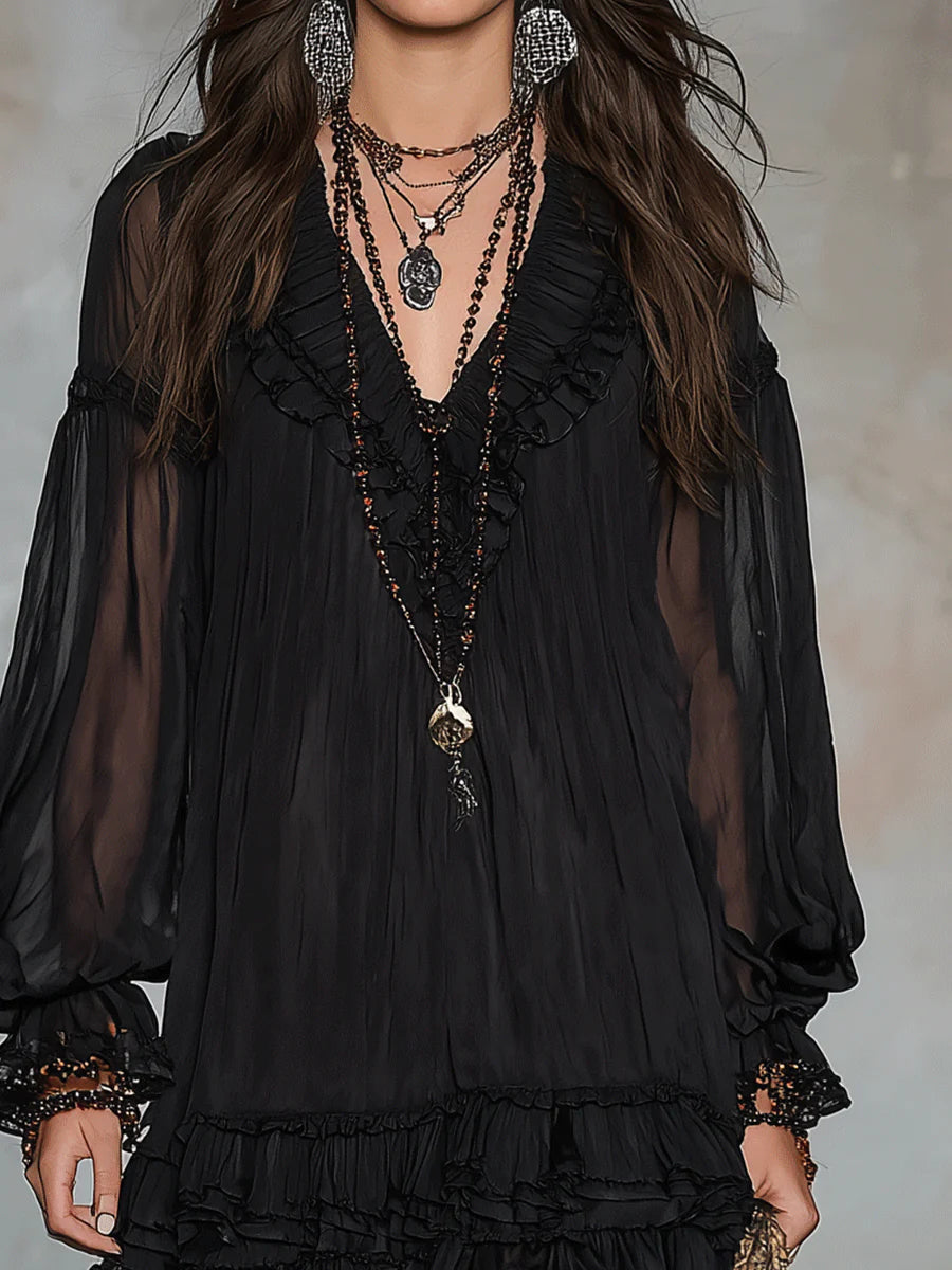 Robe Courte en Mousseline Noire à Col V