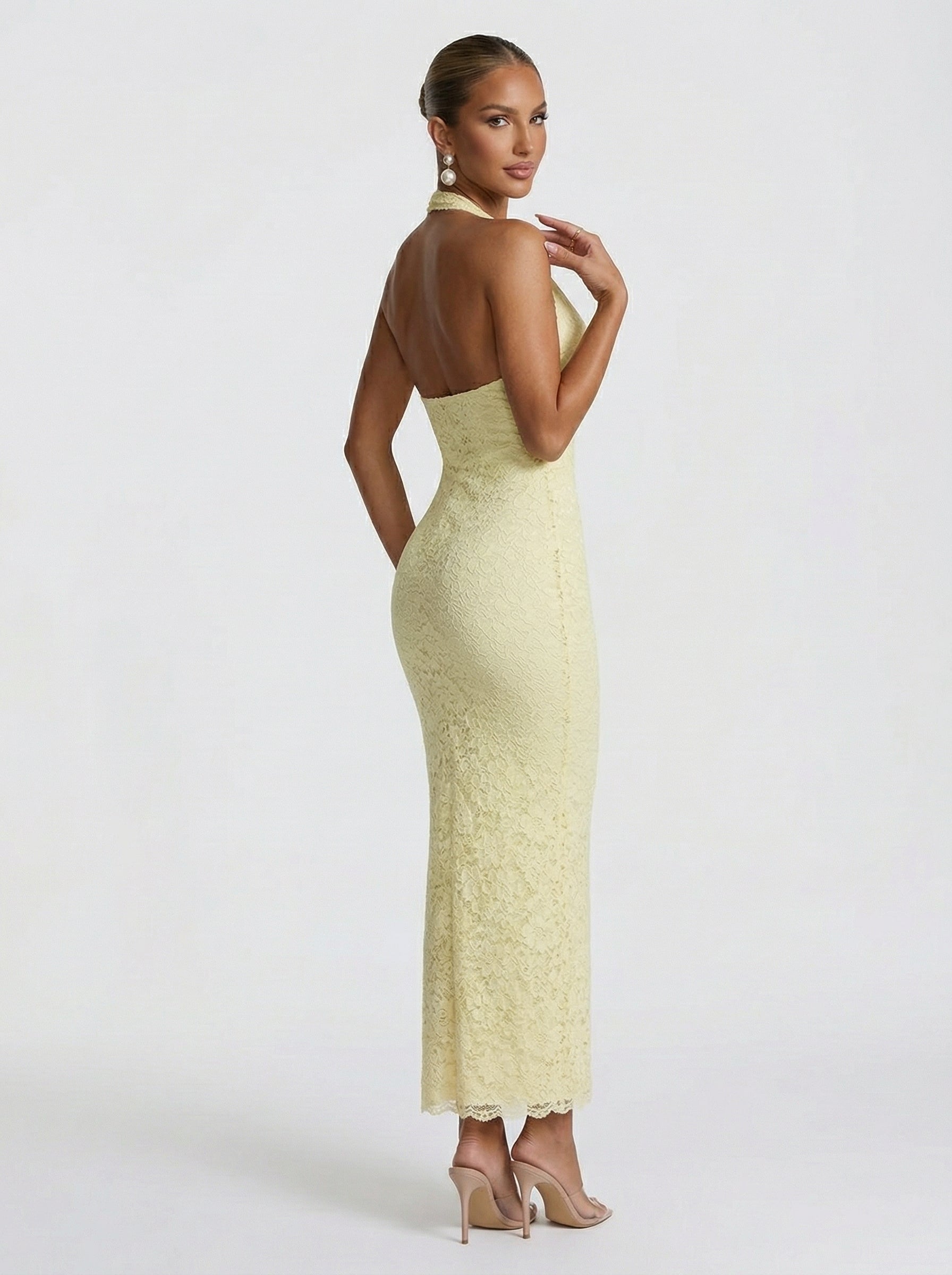 Lia – Robe longue en dentelle